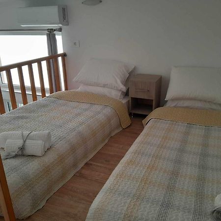 The Getaway Agia Marina Exterior foto